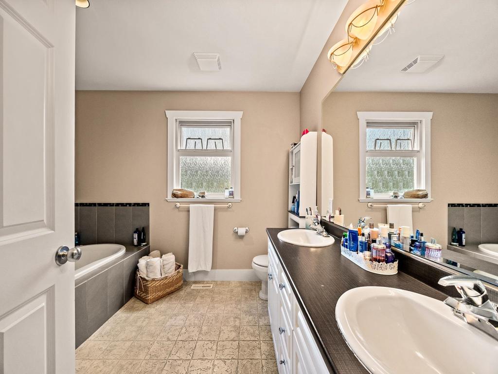 Listing Image for R3104852