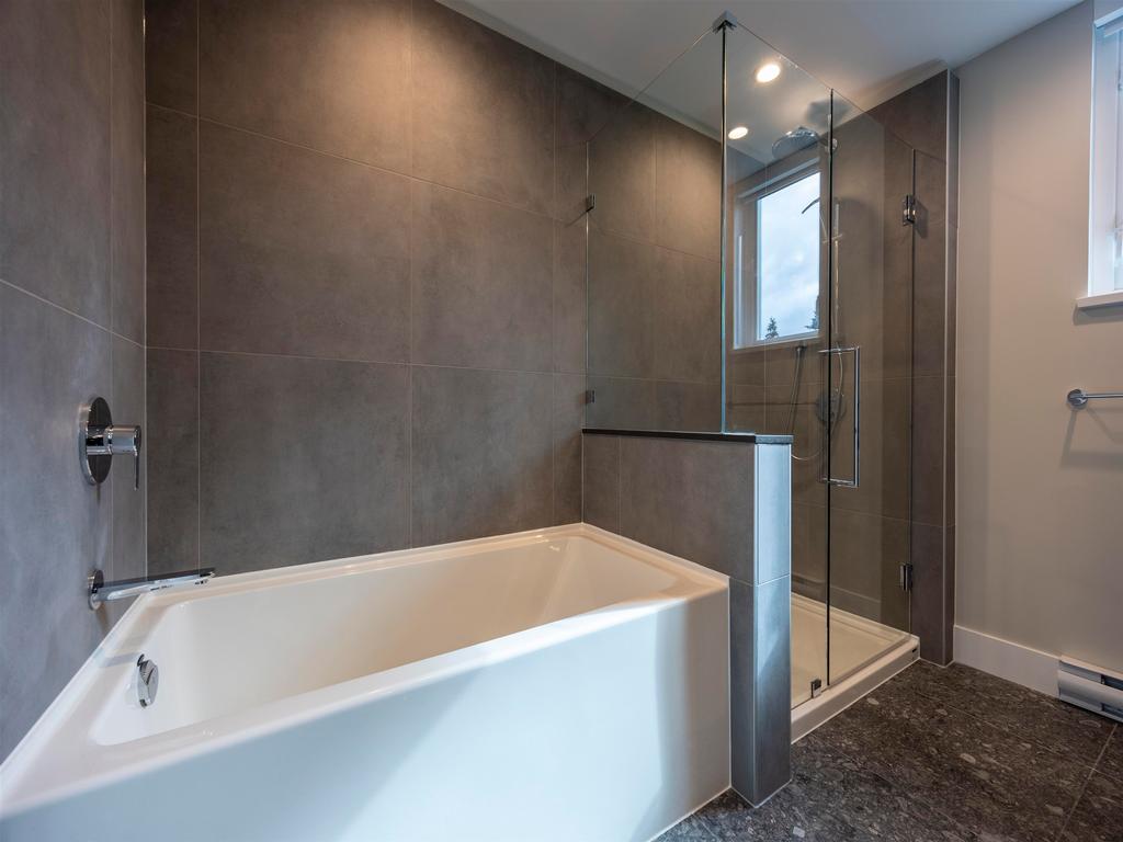 Listing Image for R3104876