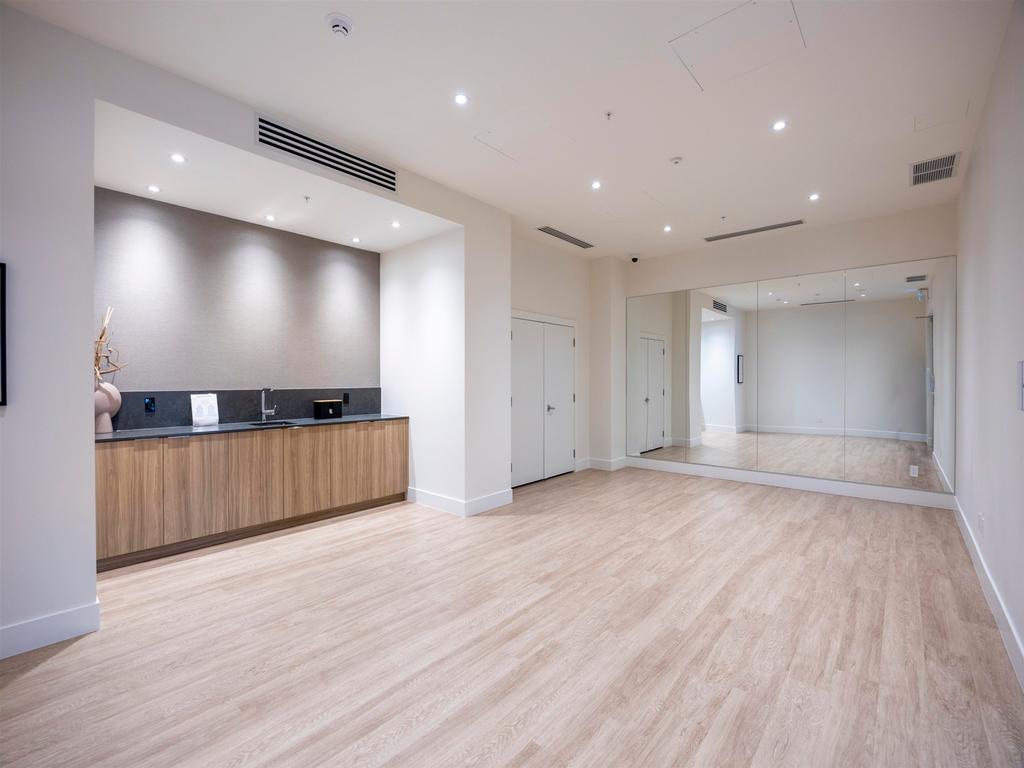 Listing Image for R3104876