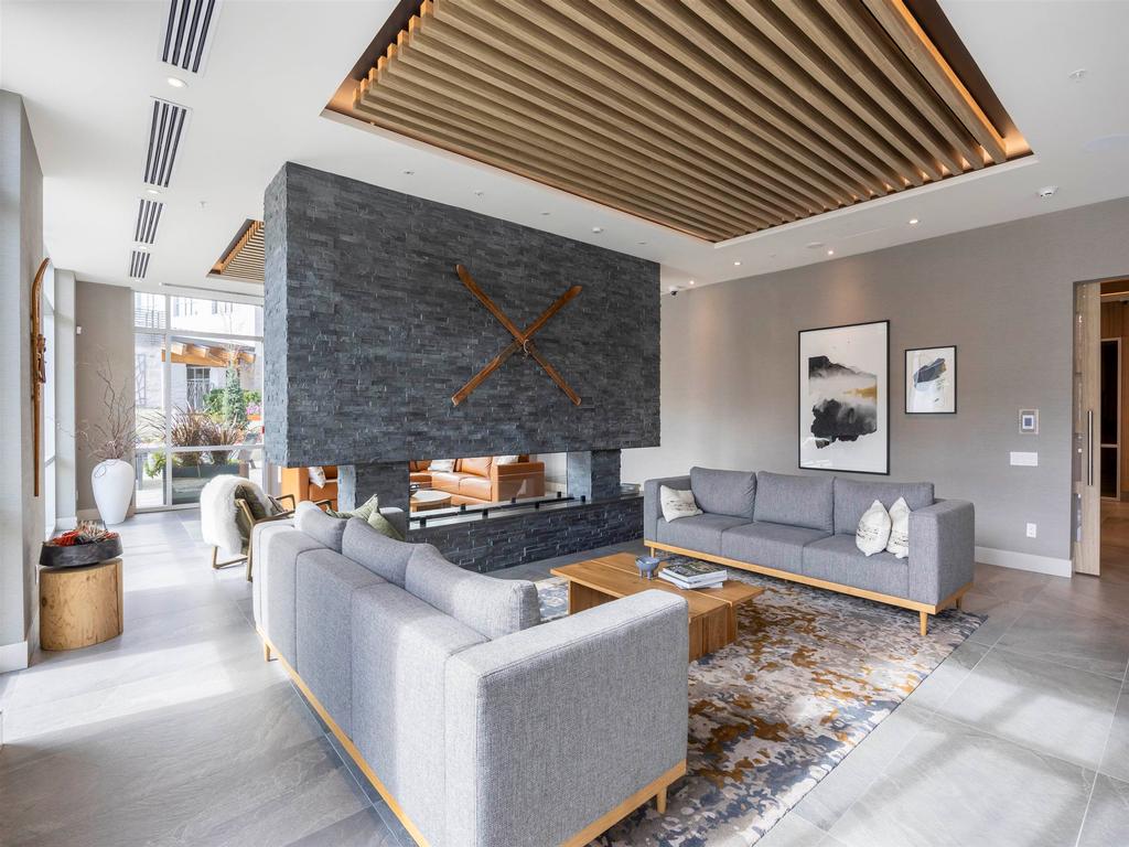 Listing Image for R3104876