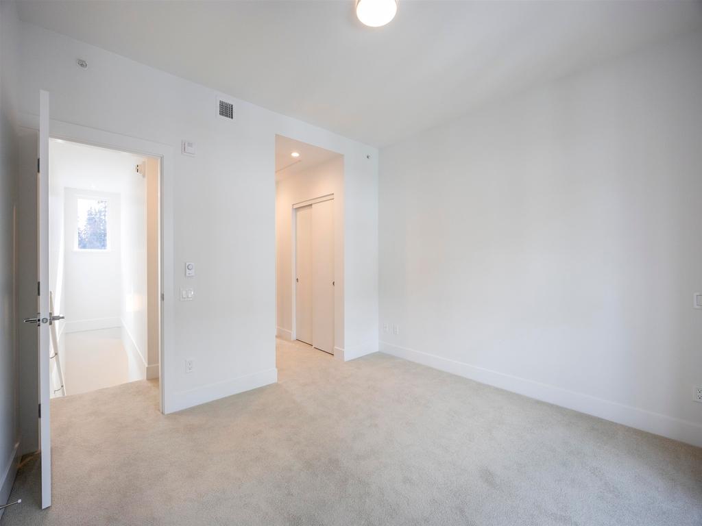 Listing Image for R3104876