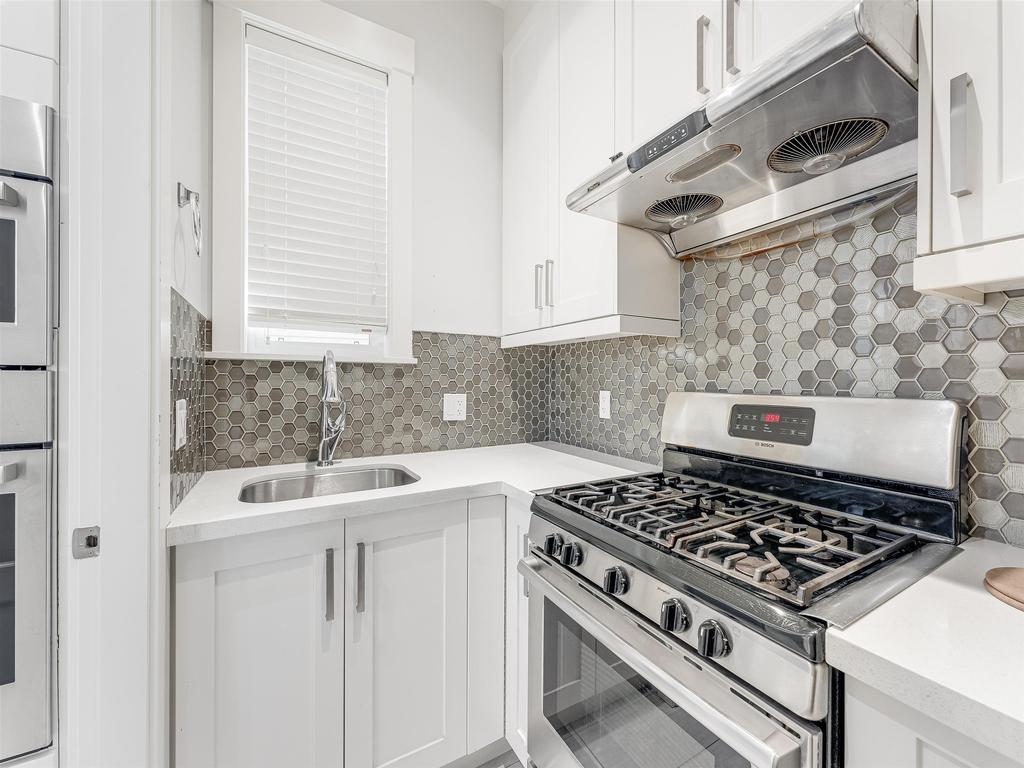 Listing Image for R3104877