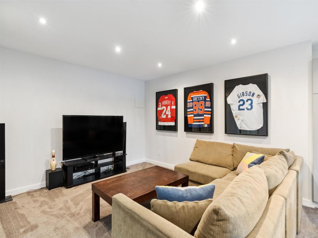 Listing Image for R3104914