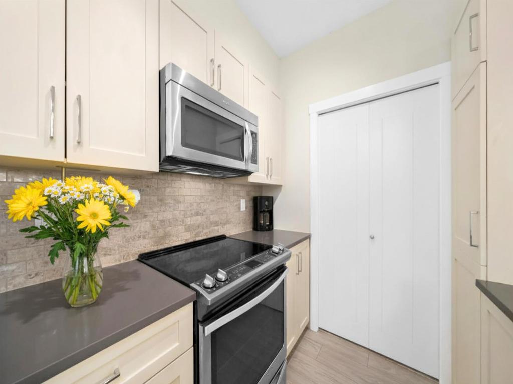 Listing Image for R3104916