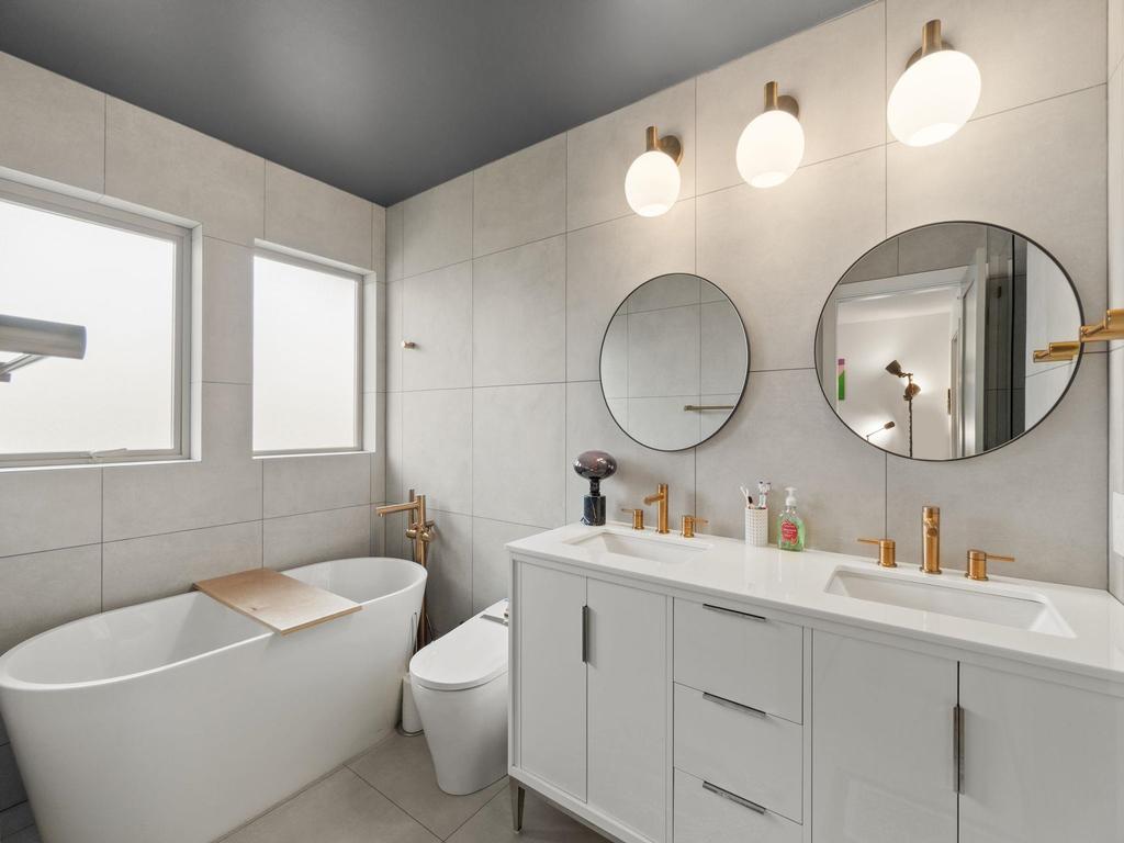 Listing Image for R3104922