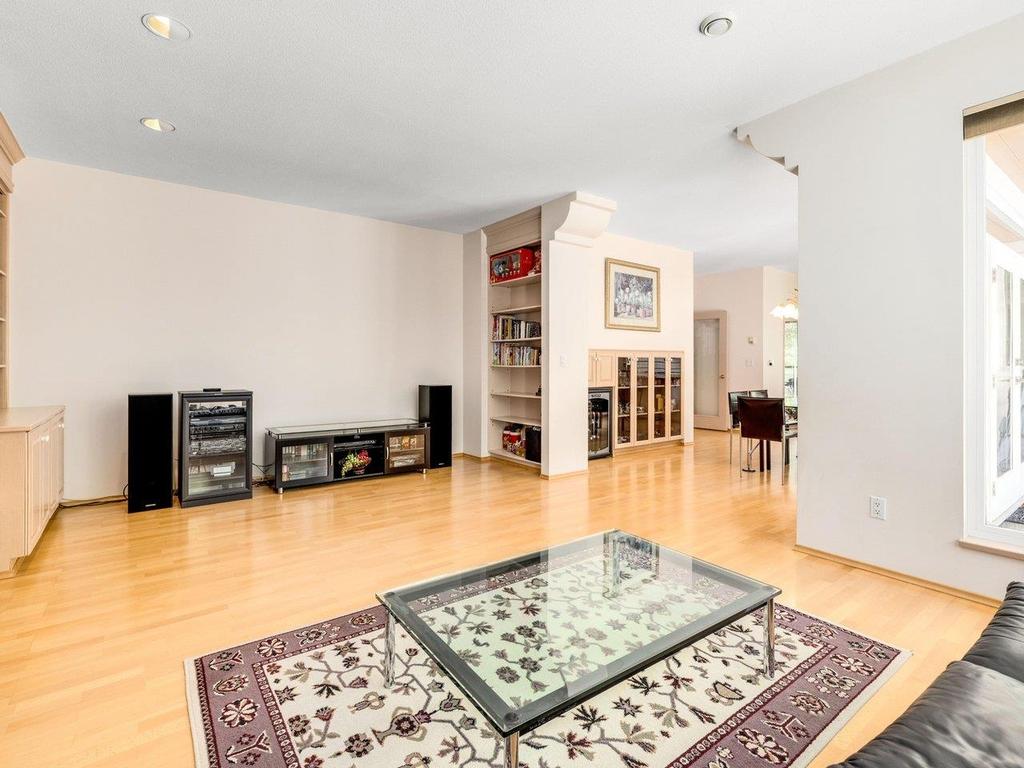 Listing Image for R3104931