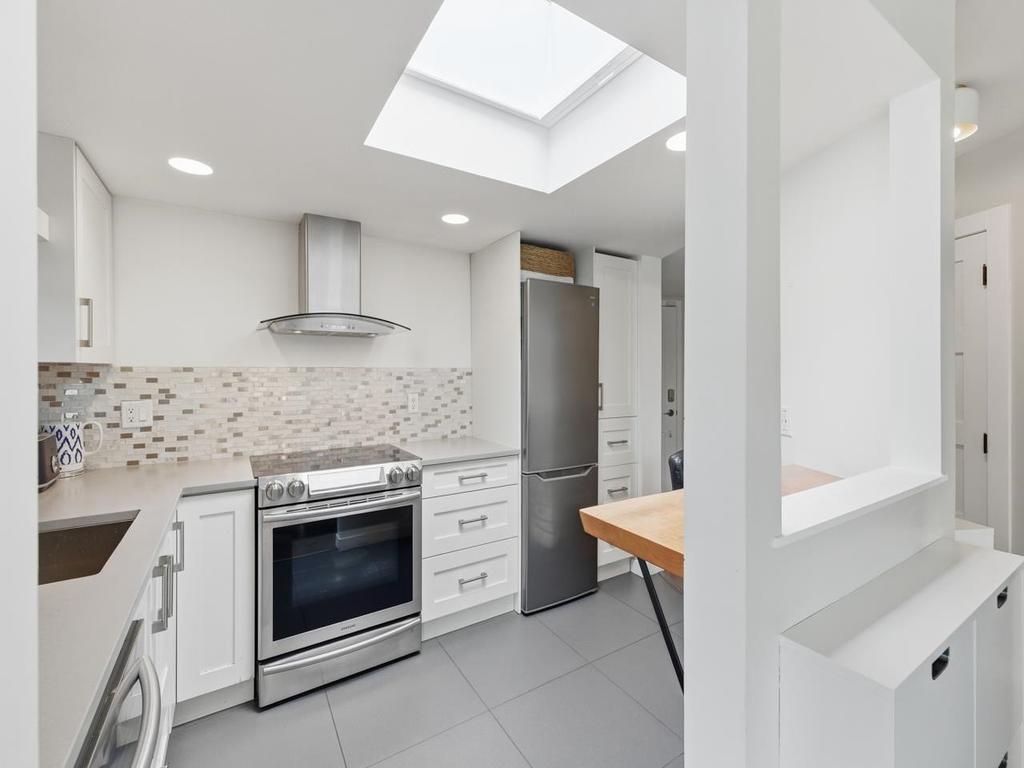 Listing Image for R3104932