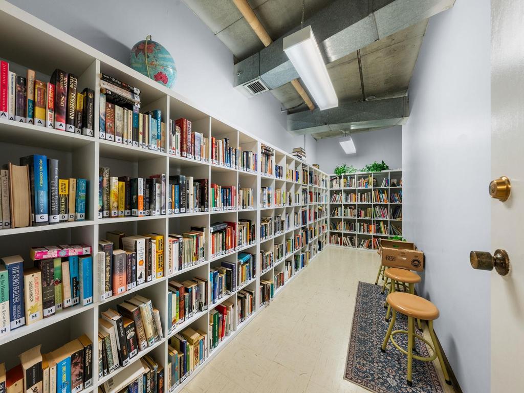 Listing Image for R3104933