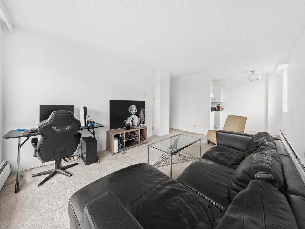 Listing Image for R3104933