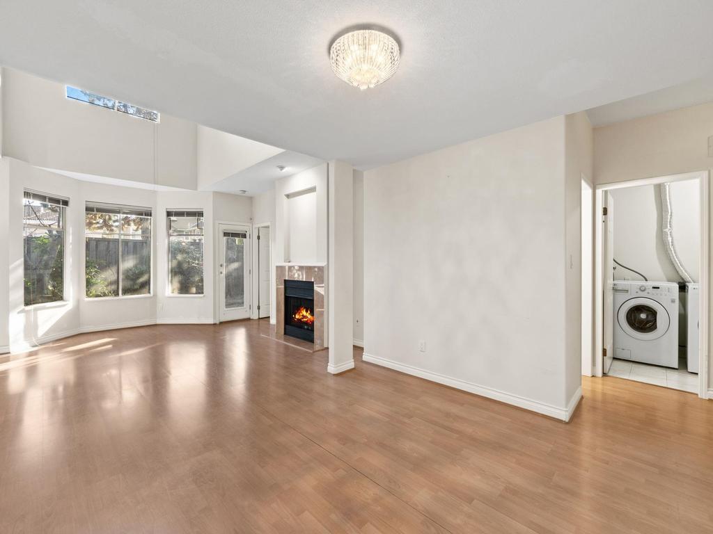 Listing Image for R3104936