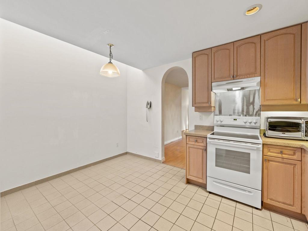 Listing Image for R3104936