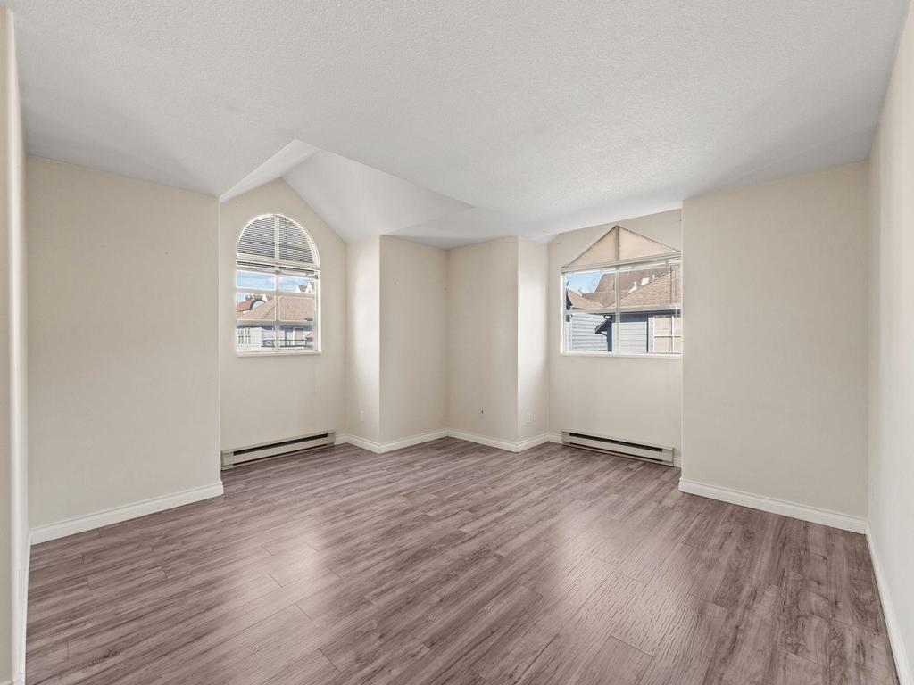 Listing Image for R3104936