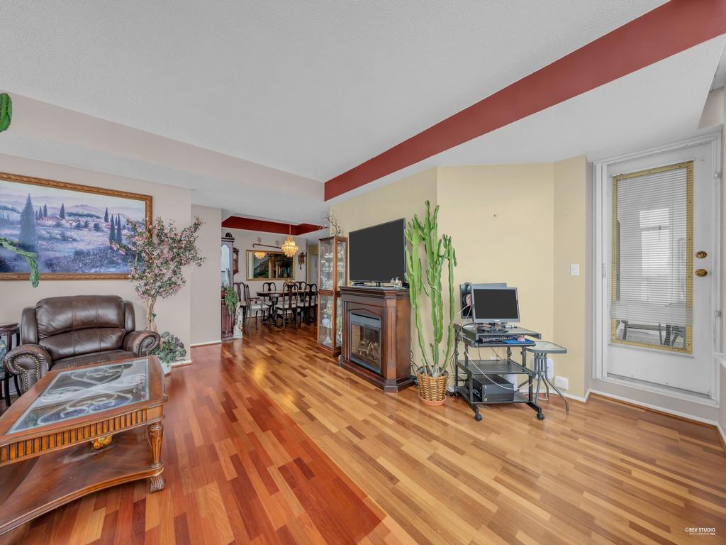 Listing Image for R3104948