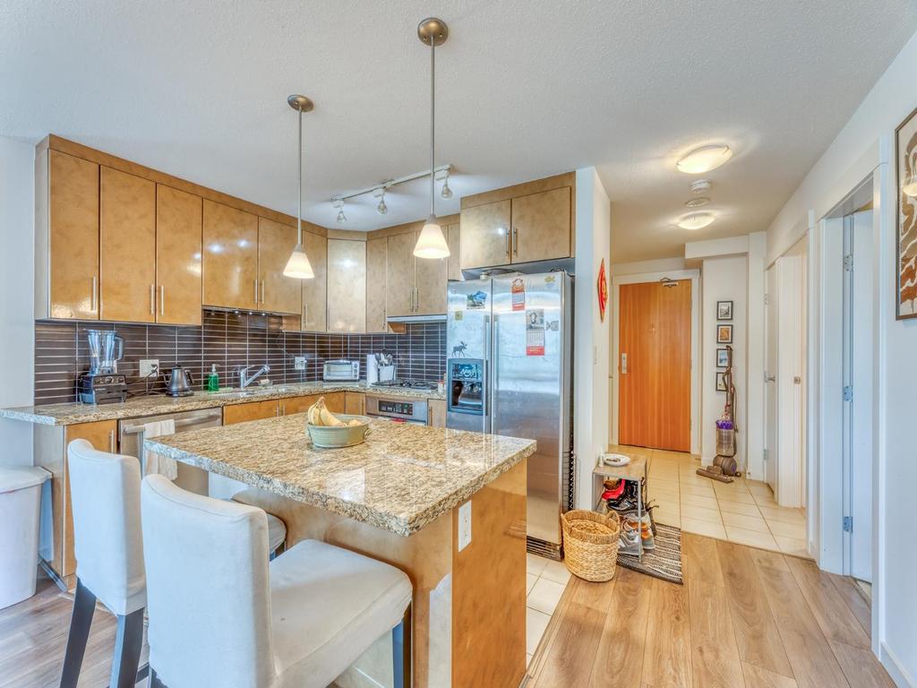 Listing Image for R3104960