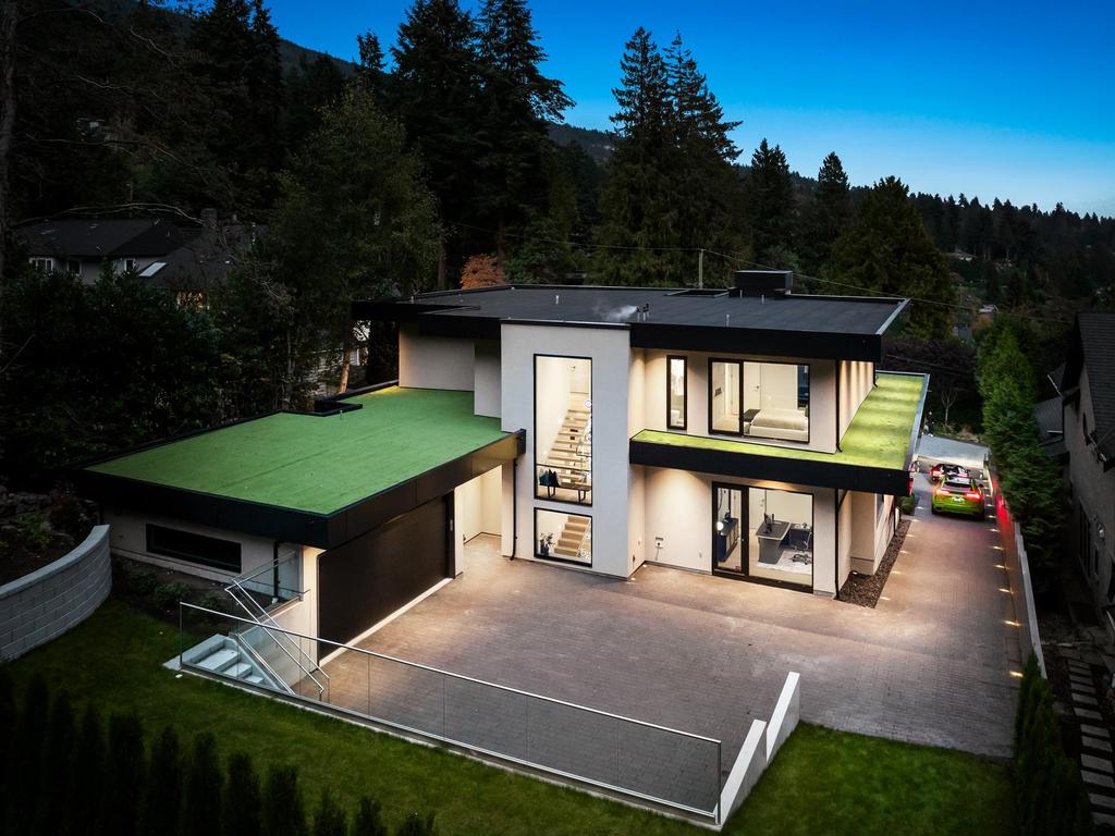 Listing Image for R3104975