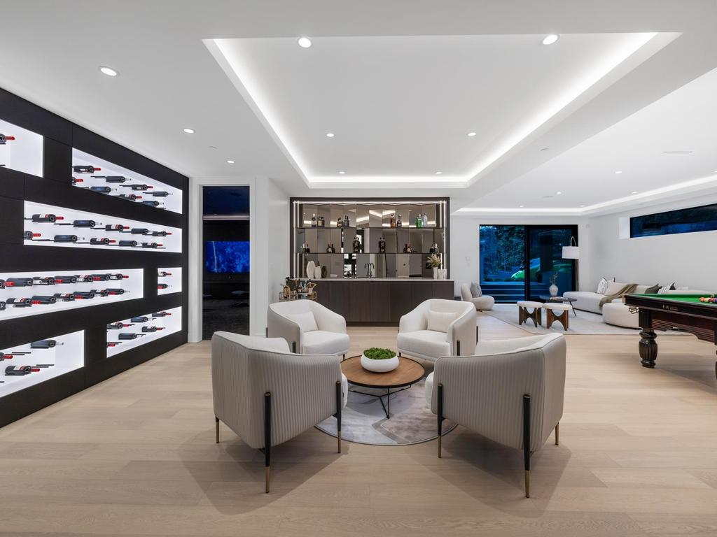 Listing Image for R3104975