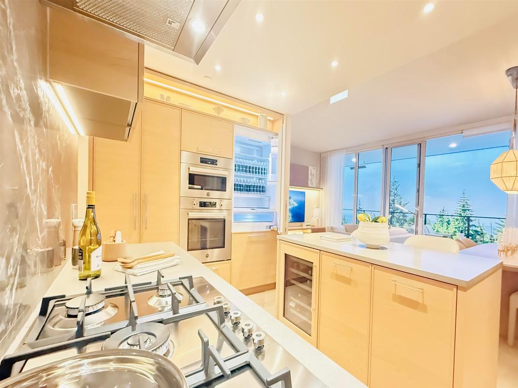 Listing Image for R3105005