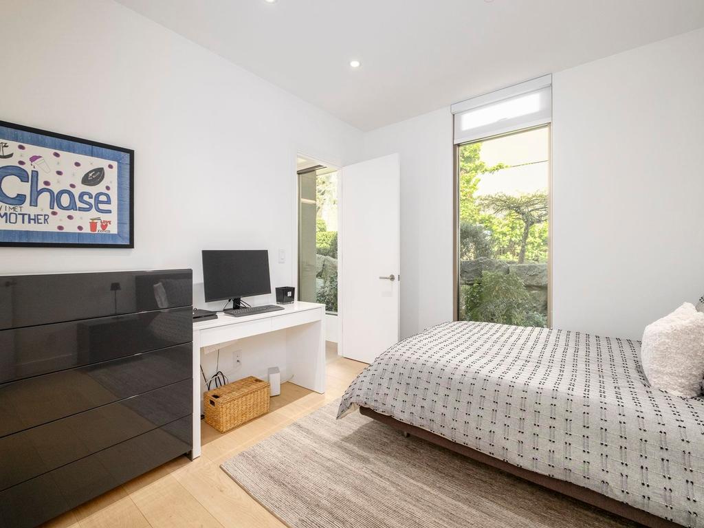 Listing Image for R3105008