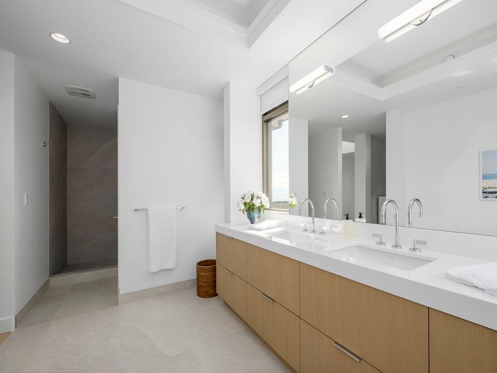 Listing Image for R3105008