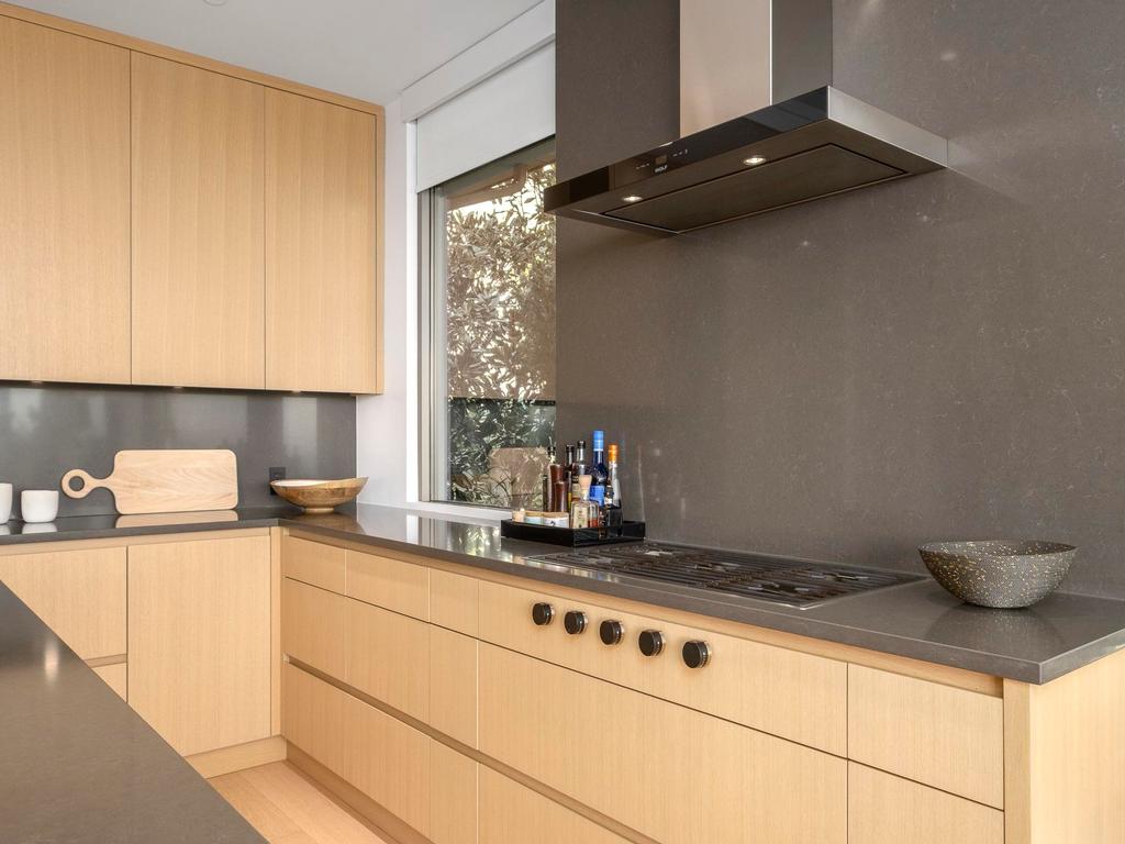 Listing Image for R3105008