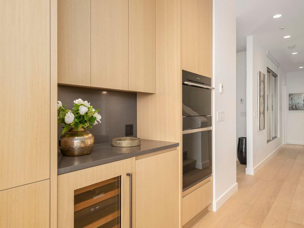 Listing Image for R3105008