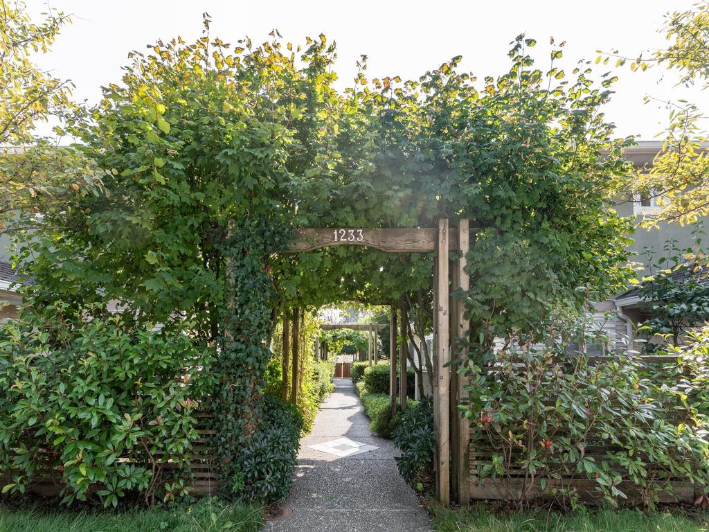 Listing Image for R3105013