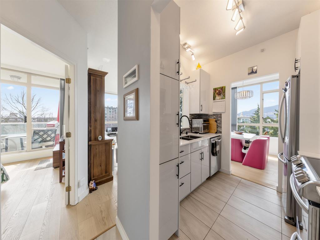 Listing Image for R3105015