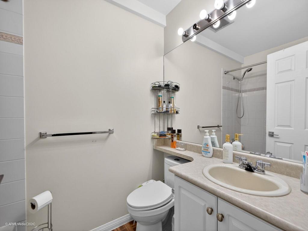 Listing Image for R3105022