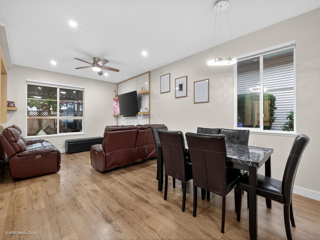 Listing Image for R3105022