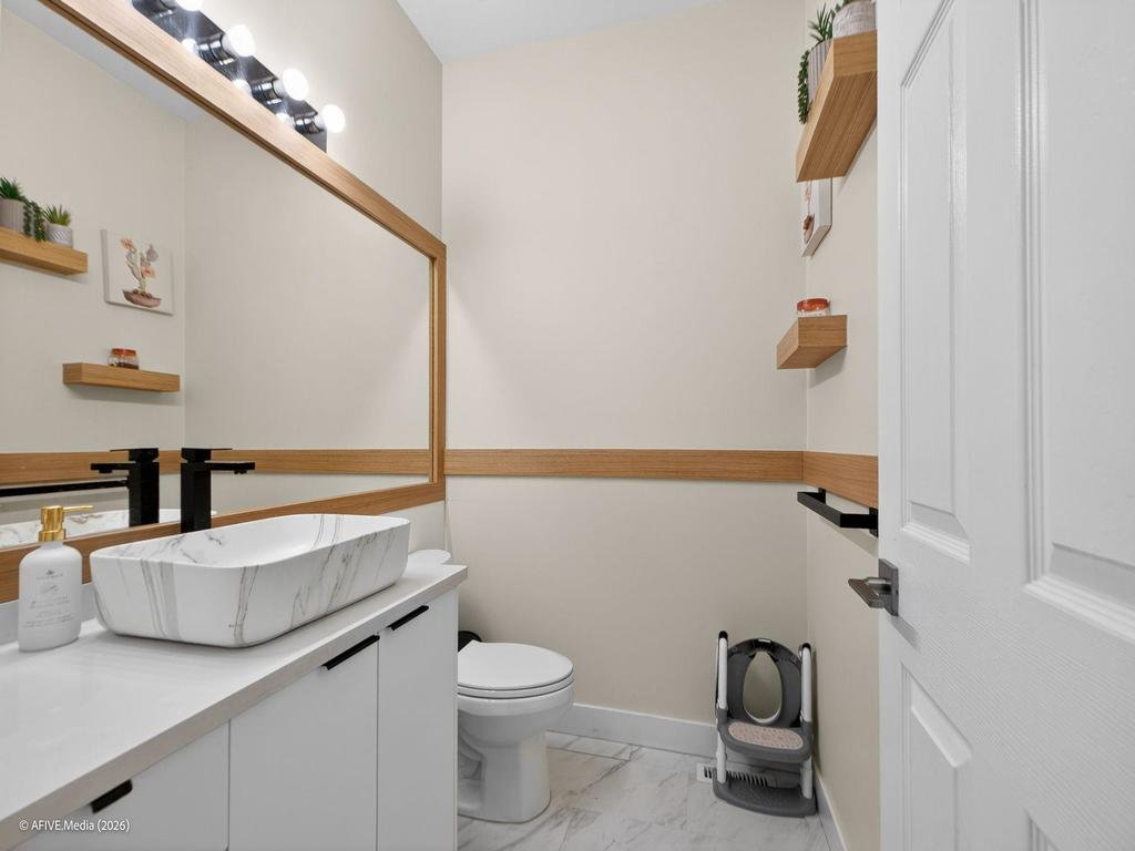 Listing Image for R3105022