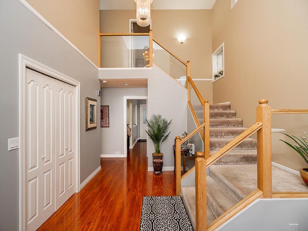 Listing Image for R3105030