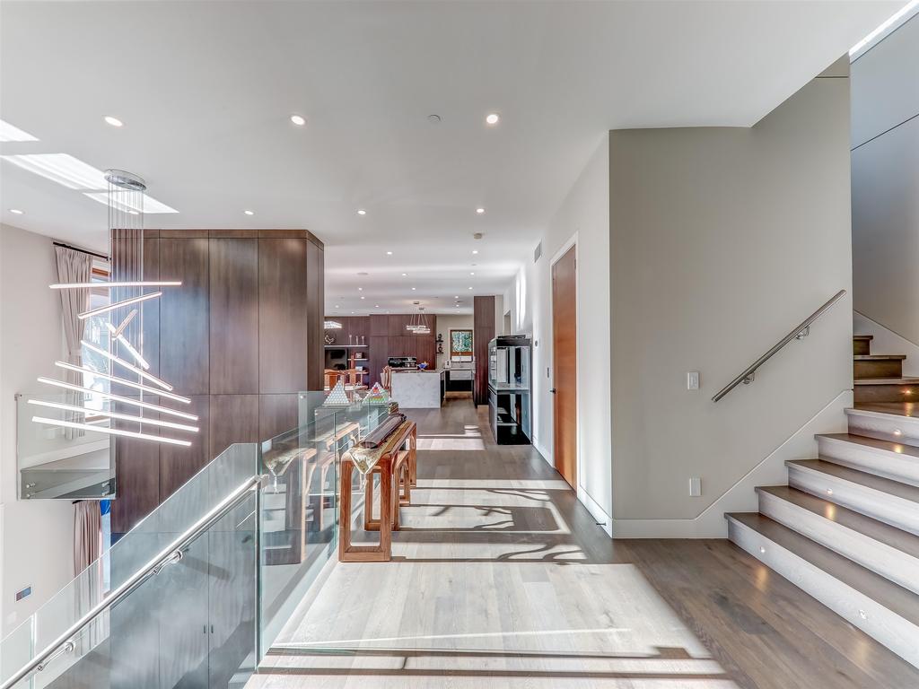 Listing Image for R3105053