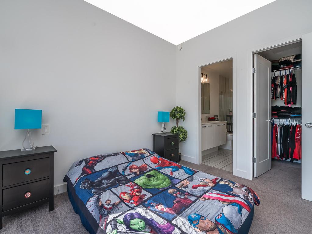 Listing Image for R3105056