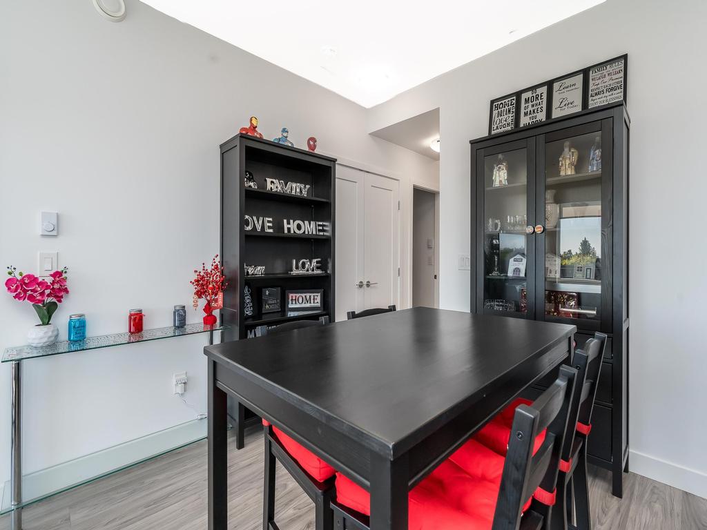 Listing Image for R3105056