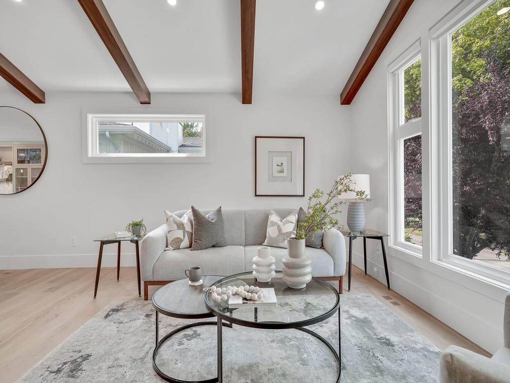 Listing Image for R3105057