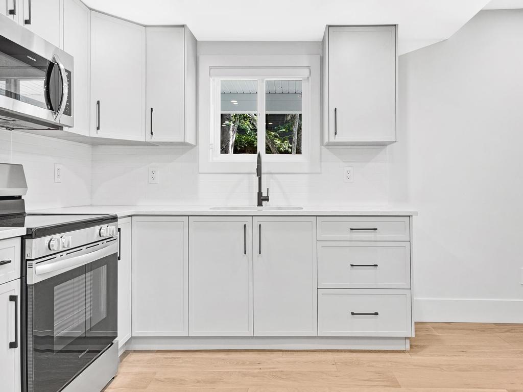 Listing Image for R3105057