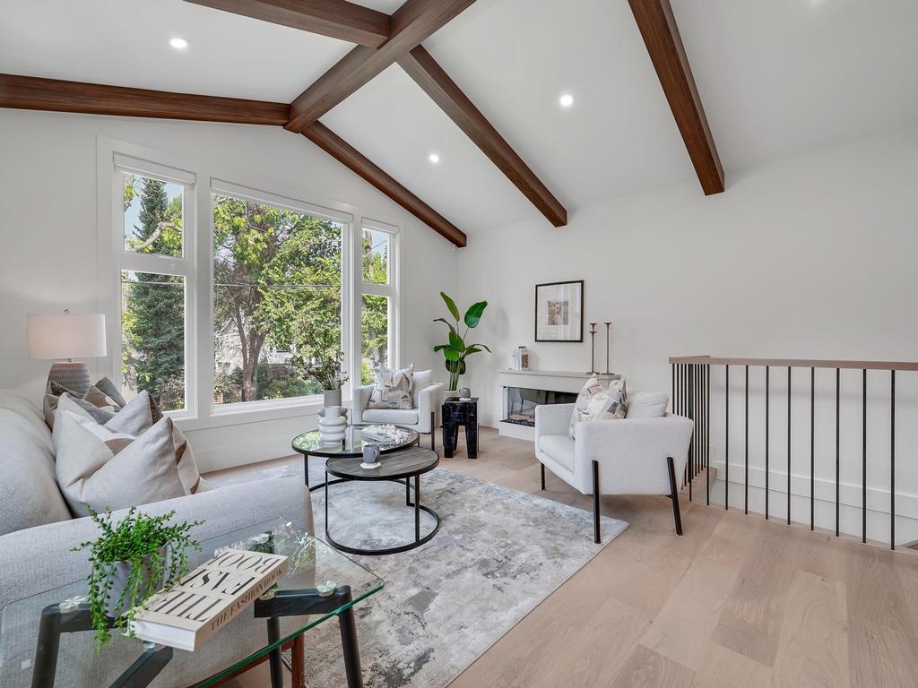 Listing Image for R3105057