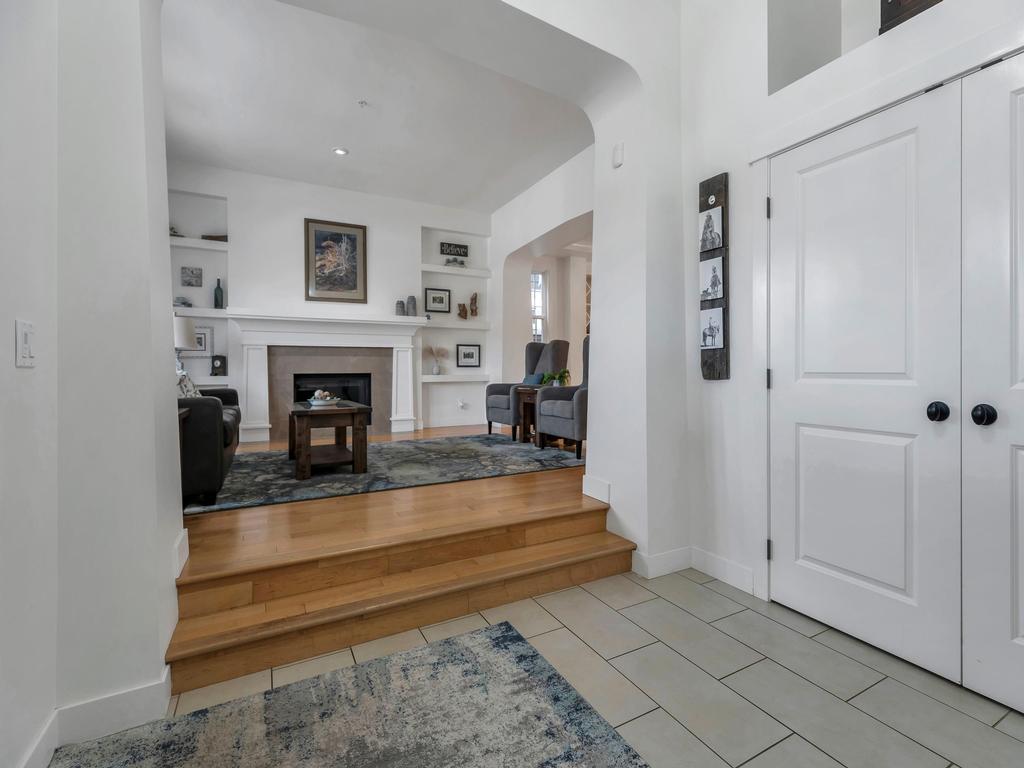 Listing Image for R3105347