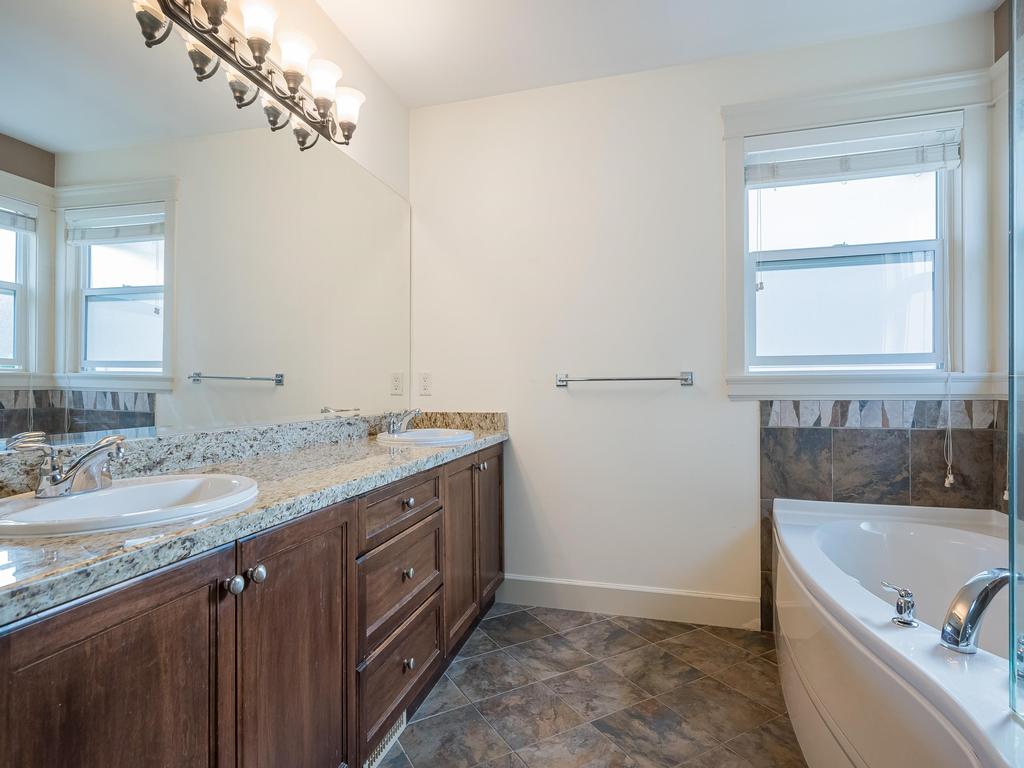 Listing Image for R3105355