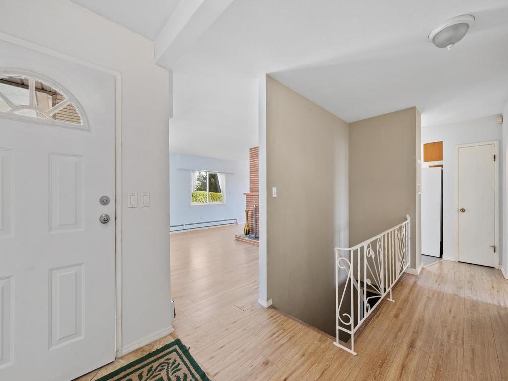 Listing Image for R3105395