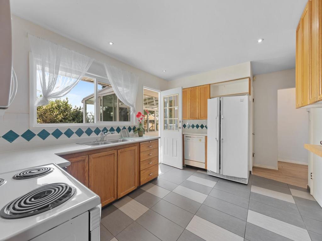 Listing Image for R3105395