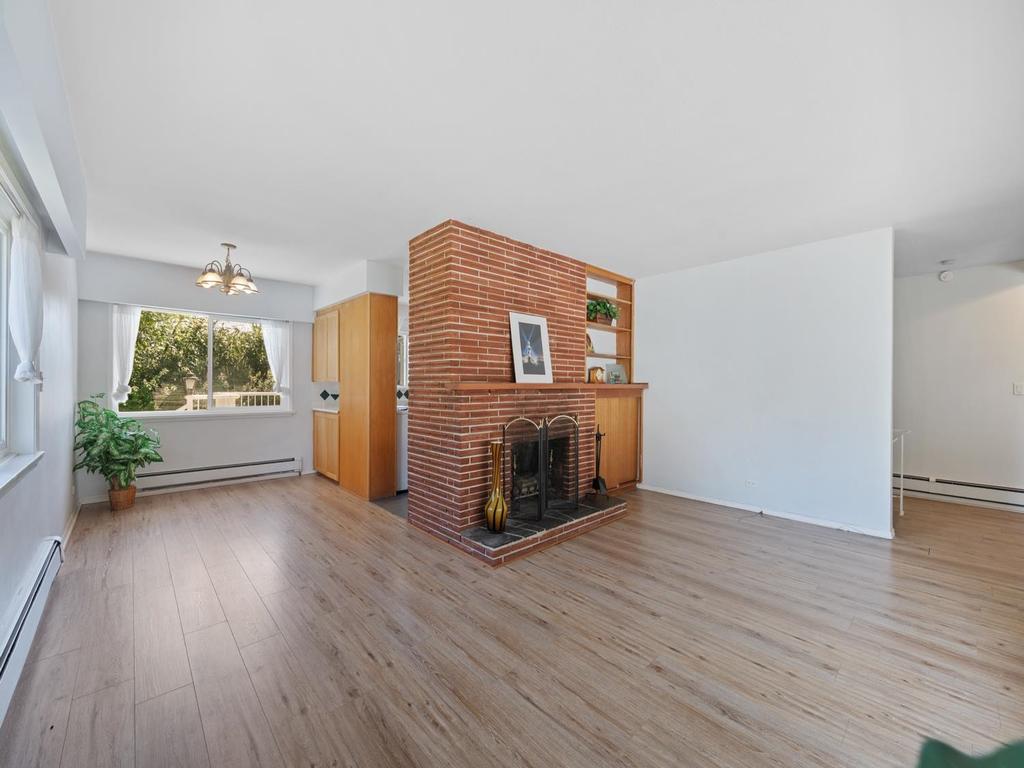 Listing Image for R3105395