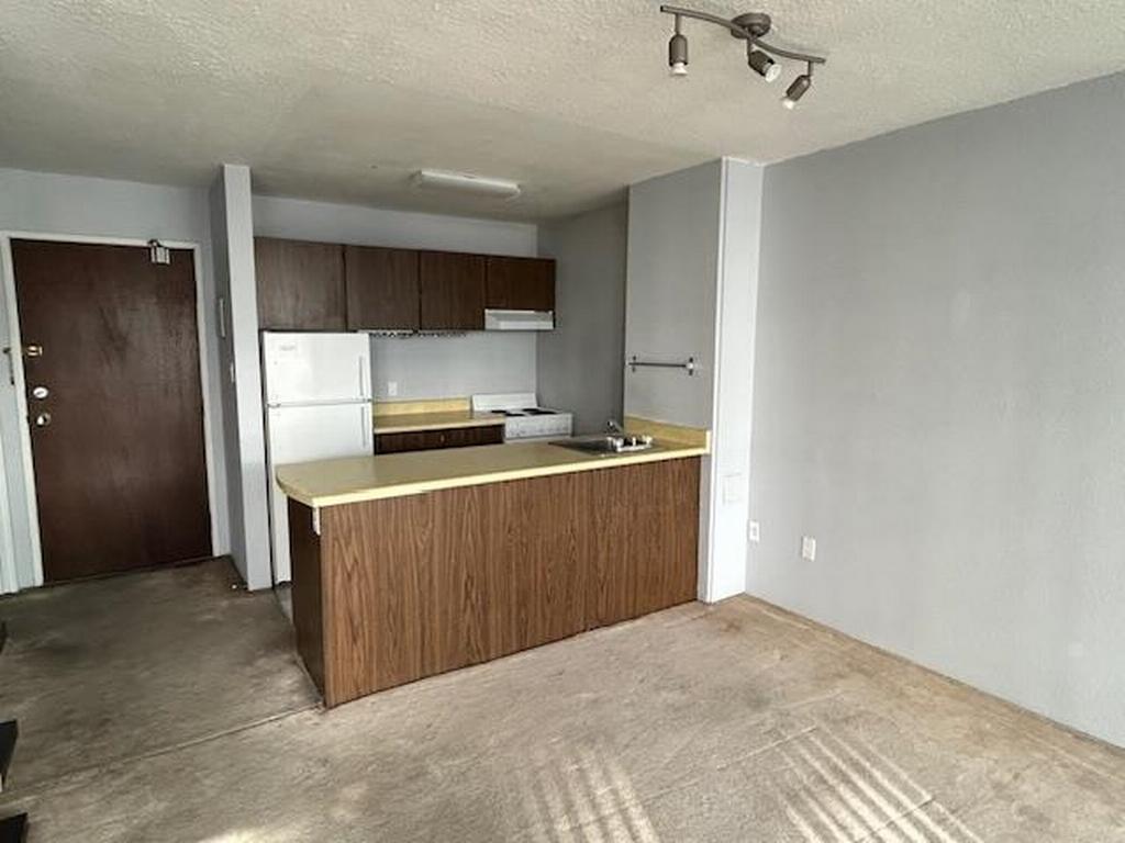 Listing Image for R3105423