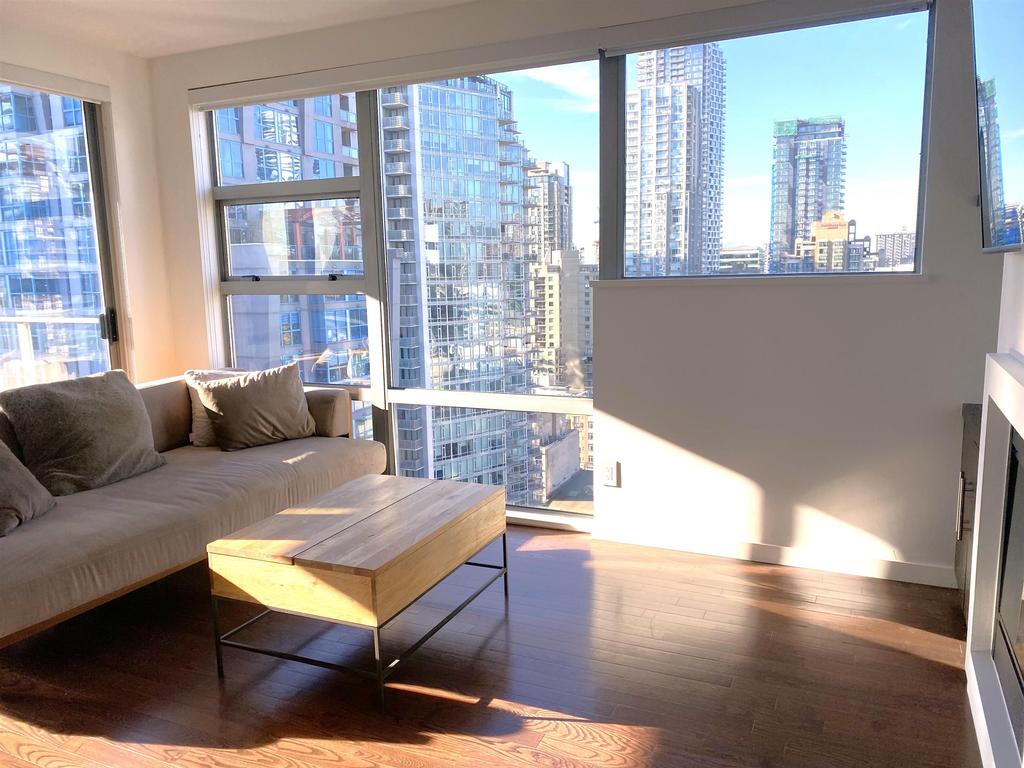 Listing Image for R3105636