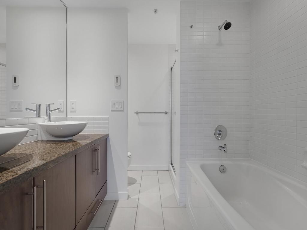 Listing Image for R3105636