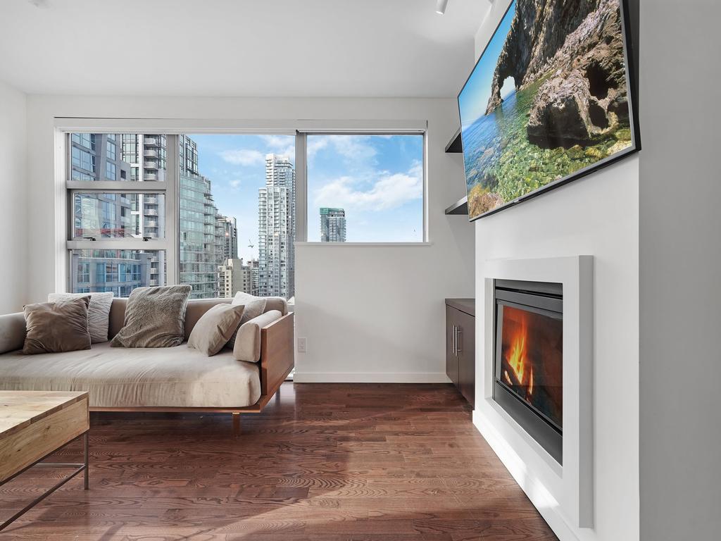 Listing Image for R3105636