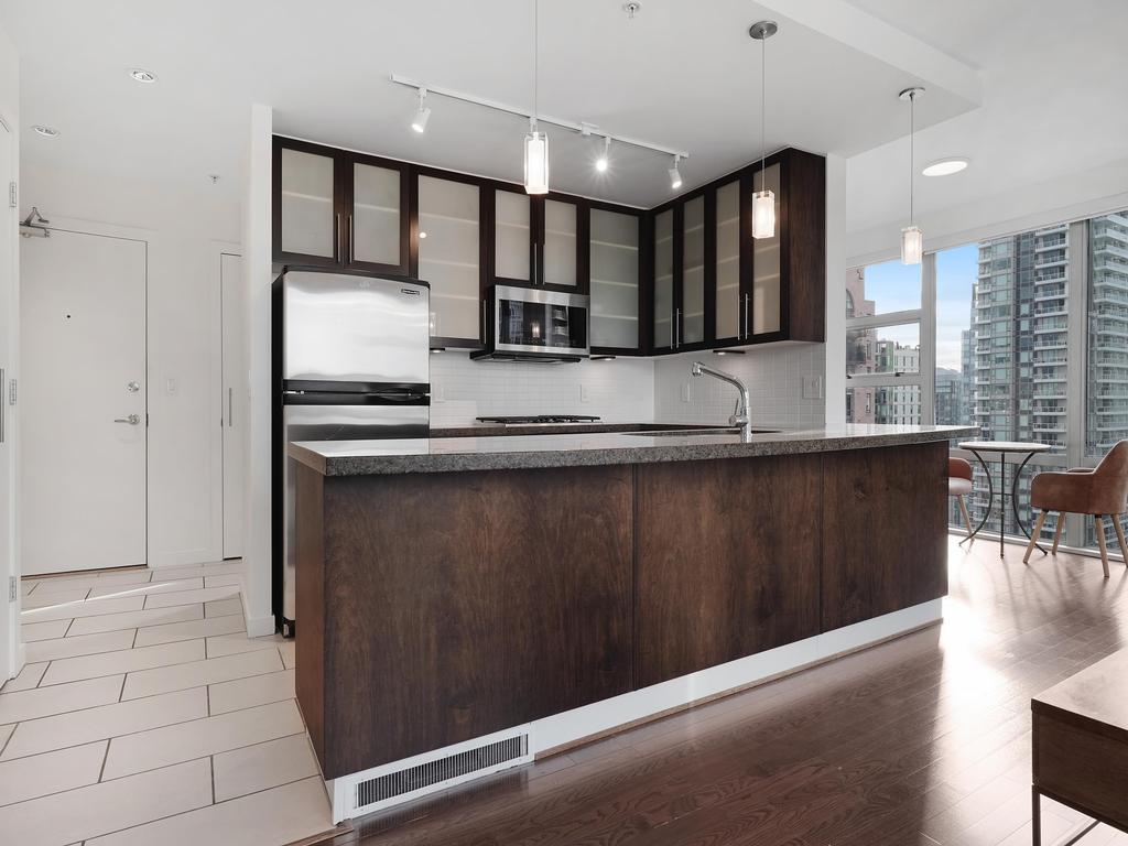 Listing Image for R3105636