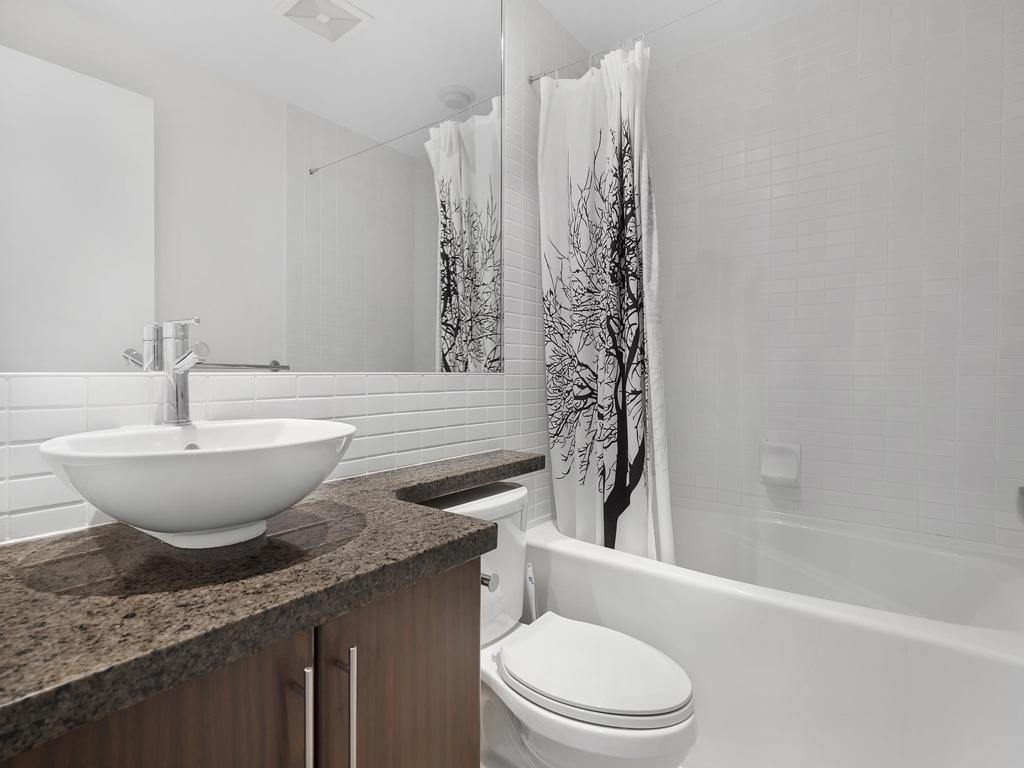 Listing Image for R3105636