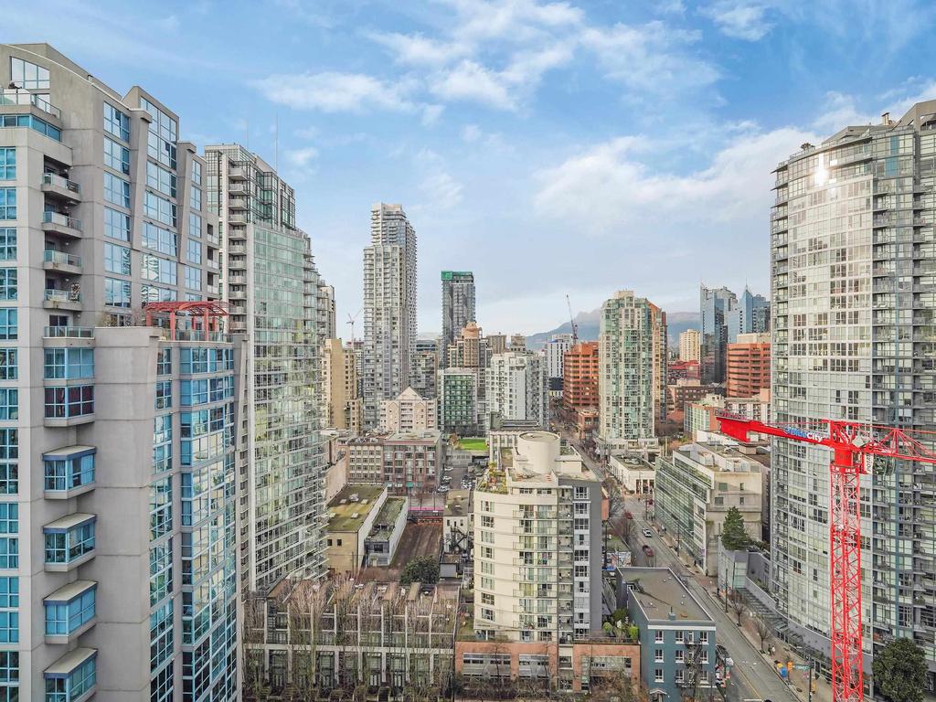 Listing Image for R3105636