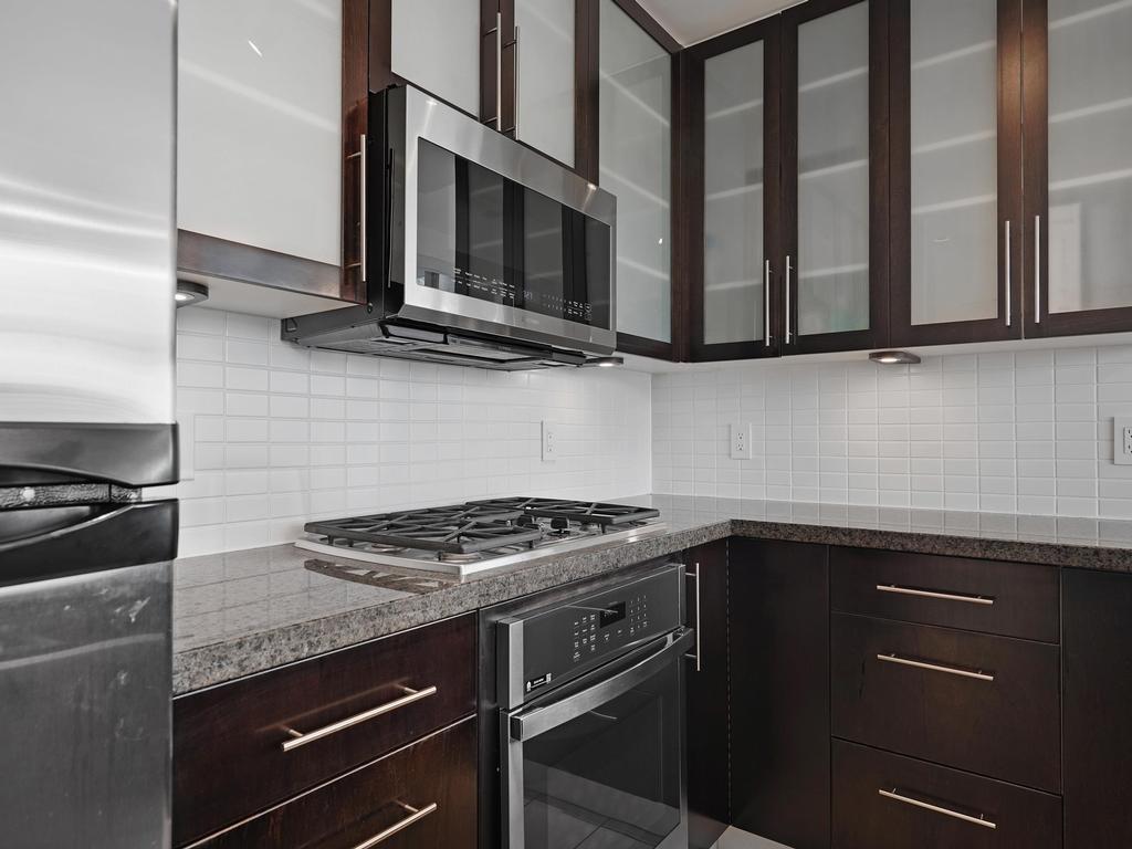 Listing Image for R3105636